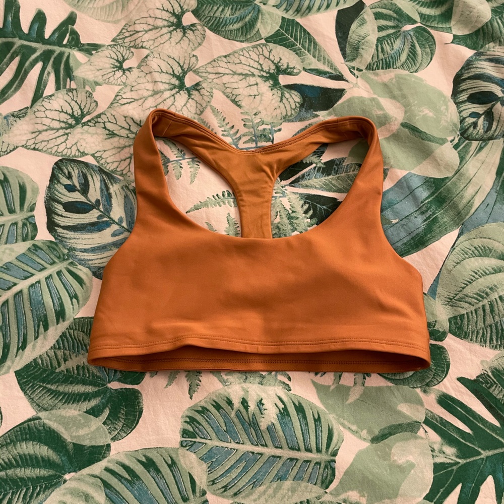 ALO airlift sports bra xs Toffee